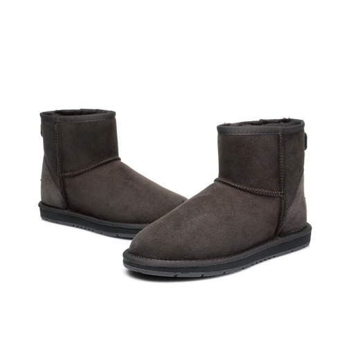 UGG Ankle Boots - Mini Classic Australian Sheepskin, Water Resistant, Non-Slip - Chocolate - Au Ladies 12/ Au Men 10/ Eu43